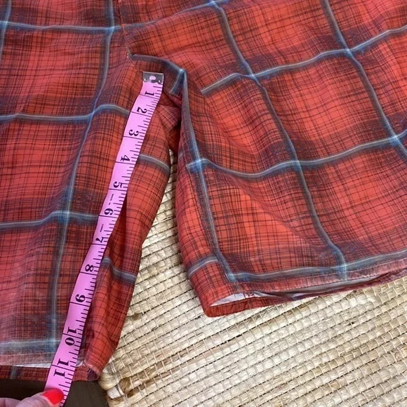 Columbia‎ Omni-Shade Orange/Grey Plaid Performance Shorts Size 40